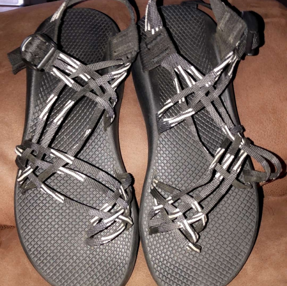 Women's shoes